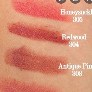 Burberry Makeup - Burberry Lip Velvet Lipstick in Redwood 304 Burberry Makeup - Burberry Lip Velvet Lipstick in Redwood 304